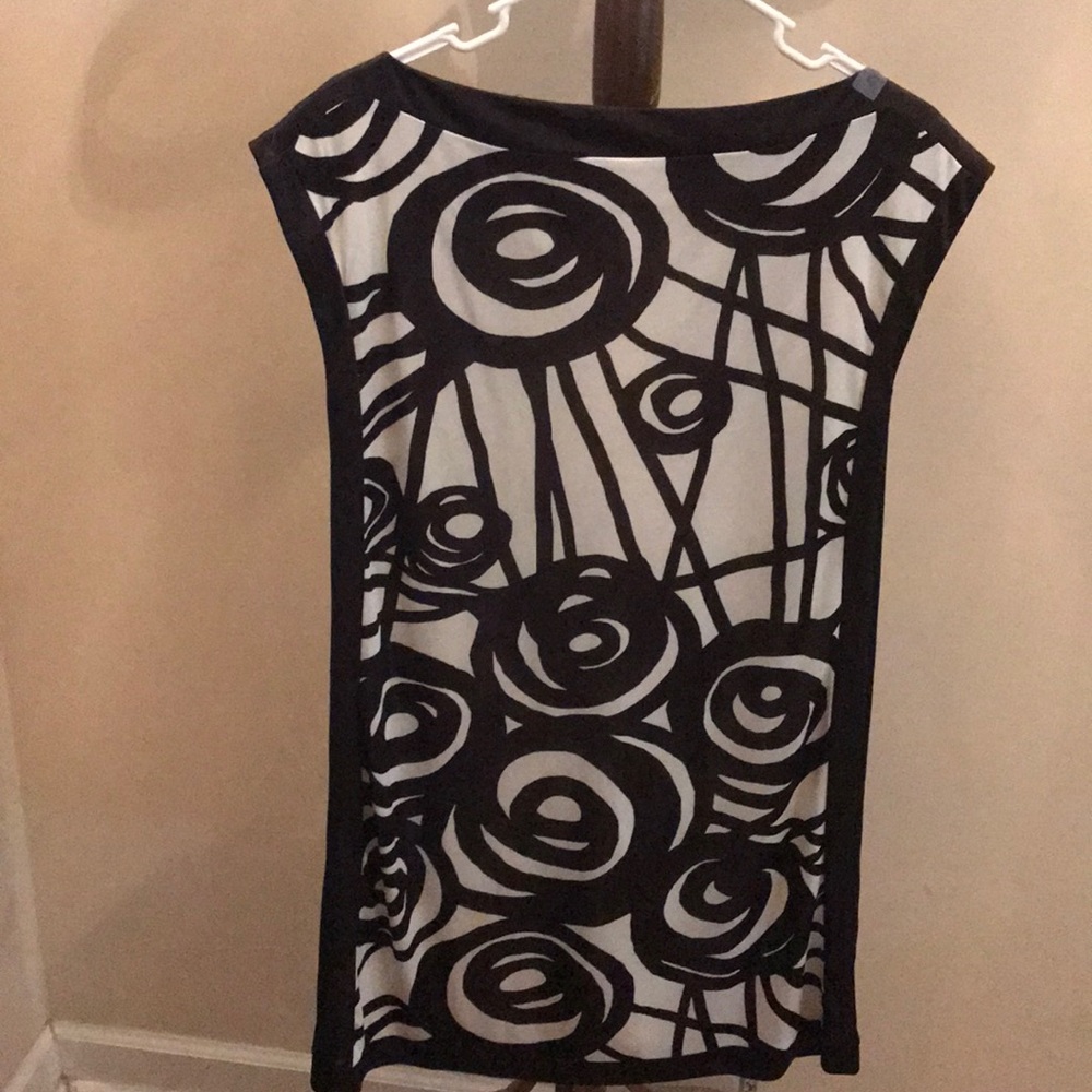 Dress - Picture 4 of 4